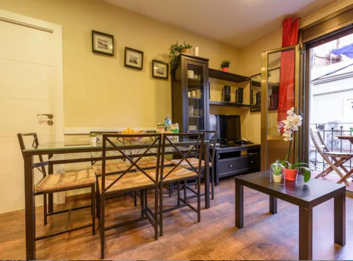 Ramblasrentals Cozy Renovated 2Br With Balcony Lift 20M Rambla - Parking - Wifi Барселона Экстерьер фото