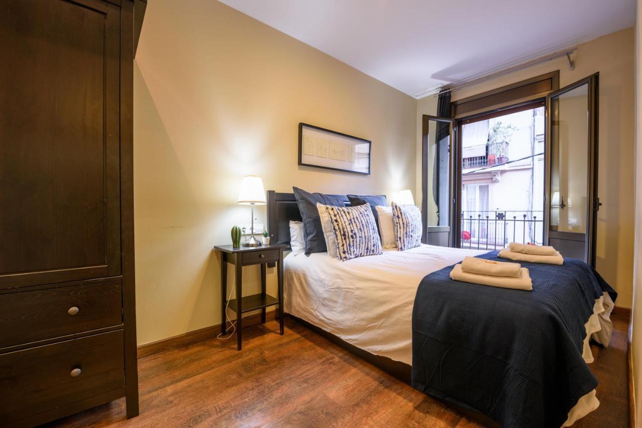 Ramblasrentals Cozy Renovated 2Br With Balcony Lift 20M Rambla - Parking - Wifi Барселона Экстерьер фото